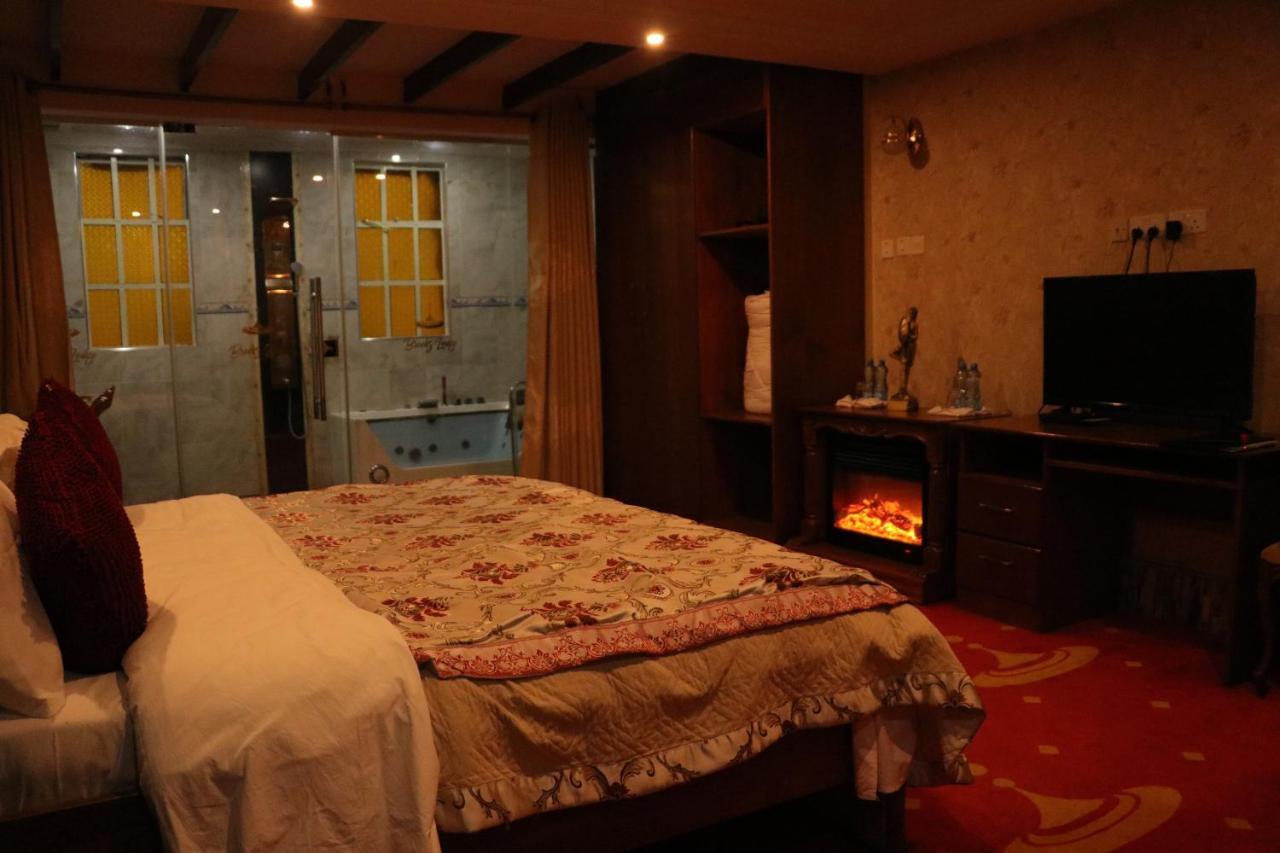 Brooks Lodge Накуру Экстерьер фото